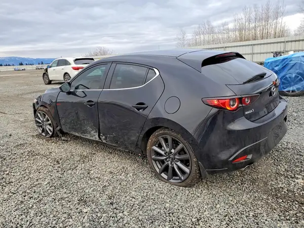 JM1BPALL4T1851023 2026 MAZDA 3 - Image 2