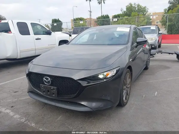 JM1BPALL5M1305784 2021 MAZDA 3 - Image 2