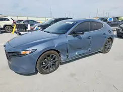 JM1BPALL5N1515562 2022 MAZDA 3