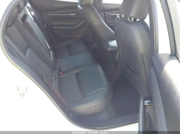 JM1BPALL5N1518848 2022 MAZDA 3 - Image 8
