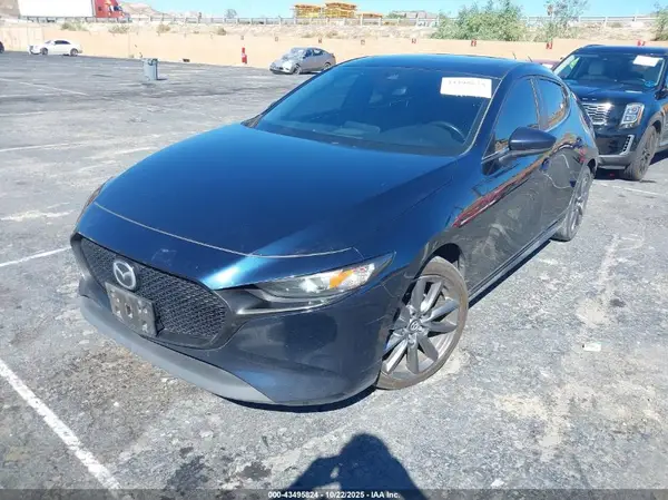 JM1BPALL9M1404253 2021 MAZDA 3 - Image 2