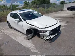JM1BPALLXM1402768 2021 MAZDA 3
