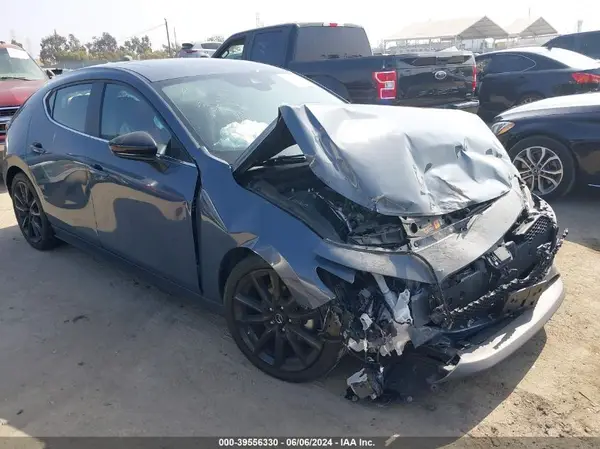 JM1BPALLXN1515931 2022 MAZDA 3 - Image 1