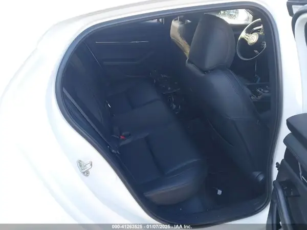 JM1BPALM3R1701521 2024 MAZDA 3 - Image 8