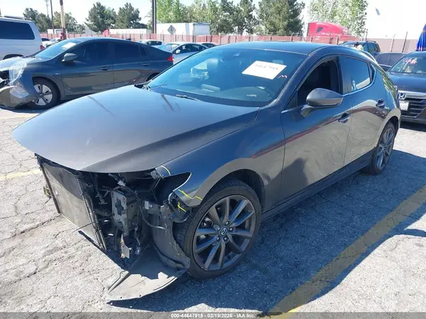 JM1BPALM8K1109067 2019 MAZDA 3 - Image 2