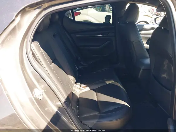 JM1BPALM8K1109067 2019 MAZDA 3 - Image 8