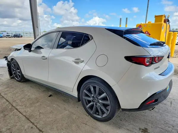 JM1BPALM8R1709548 2024 MAZDA 3 - Image 2