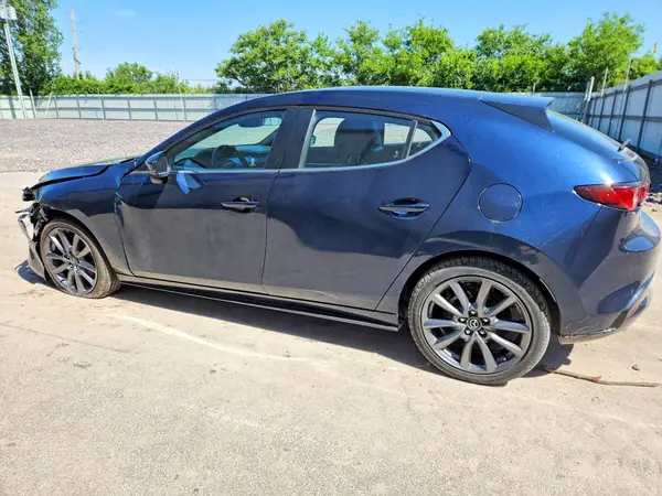 JM1BPALM8R1712045 2024 MAZDA 3 - Image 2