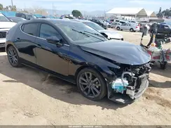 JM1BPALM9K1110549 2019 MAZDA 3