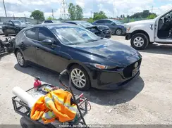JM1BPALM9K1142045 2019 MAZDA 3