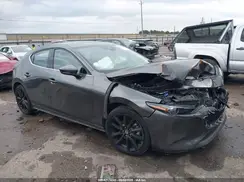 JM1BPAML1M1318708 2021 MAZDA 3