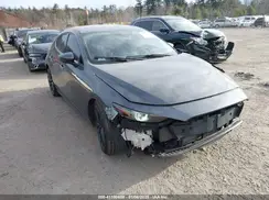 JM1BPAML2M1310374 2021 MAZDA 3