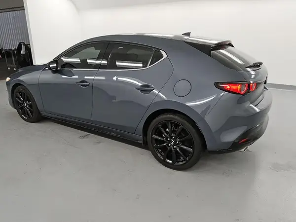 JM1BPAML3M1303899 2021 MAZDA 3 - Image 2