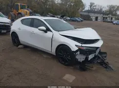 JM1BPAML3M1401962 2021 MAZDA 3