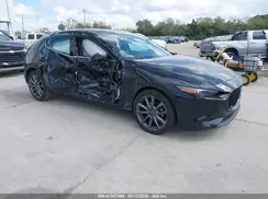 JM1BPAML5M1347080 2021 MAZDA 3