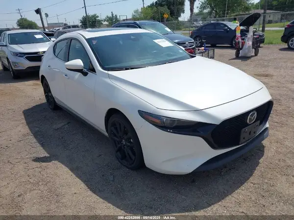 JM1BPAML5M1402899 2021 MAZDA 3 - Image 1