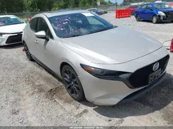 JM1BPAML5N1507556 2022 MAZDA 3