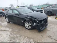 JM1BPAML8M1303686 2021 MAZDA 3