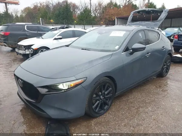 JM1BPAML9M1320173 2021 MAZDA 3 - Image 2