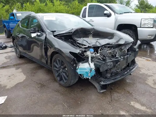 JM1BPAML9N1512260 2022 MAZDA 3 - Image 1