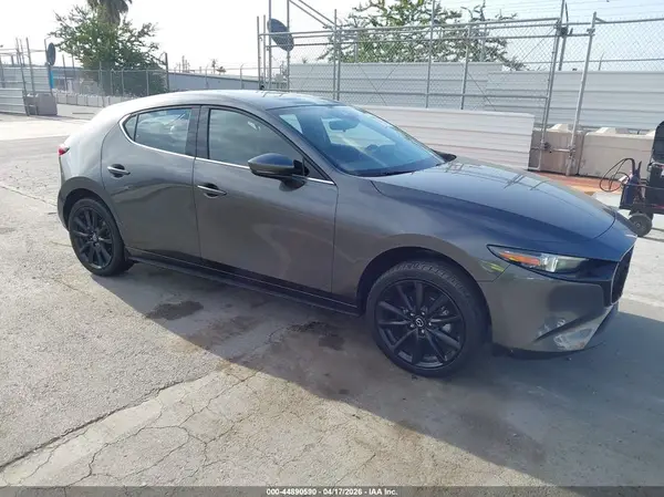 JM1BPAMLXM1348337 2021 MAZDA 3 - Image 1