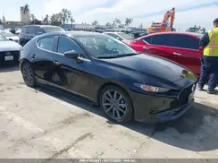 JM1BPAMM0K1133524 2019 MAZDA 3