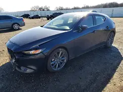 JM1BPAMM2K1131113 2019 MAZDA 3