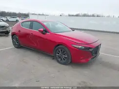 JM1BPAMM2R1652021 2024 MAZDA 3