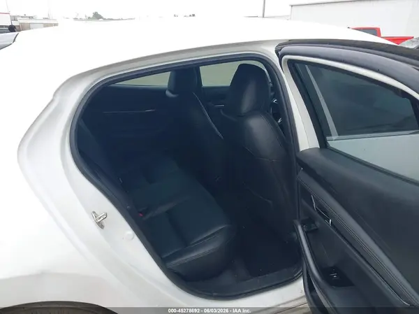JM1BPAMM3K1118242 2019 MAZDA 3 - Image 8