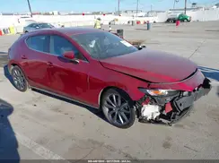 JM1BPAMM4K1135003 2019 MAZDA 3