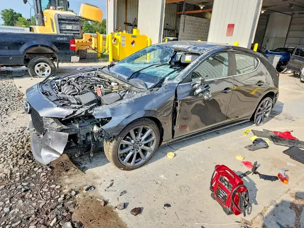 JM1BPAMM4L1161442 2020 MAZDA 3 - Image 1