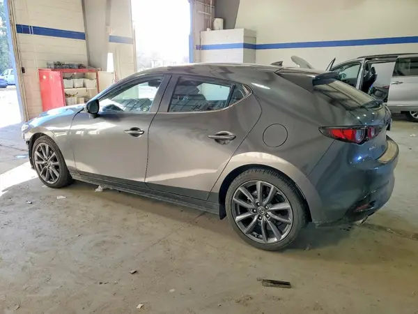 JM1BPAMM5K1138413 2019 MAZDA 3 - Image 2