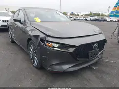 JM1BPAMM6K1119725 2019 MAZDA 3