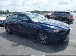 JM1BPAMM6K1140400 2019 MAZDA 3