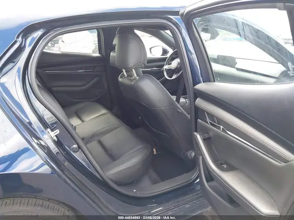 JM1BPAMM6K1140400 2019 MAZDA 3 - Image 8