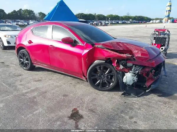 JM1BPAMM6K1142177 2019 MAZDA 3