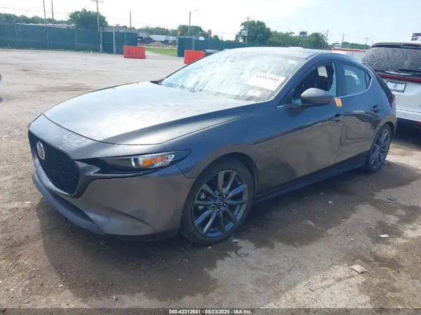 JM1BPAMM6K1142597 2019 MAZDA 3 - Image 2