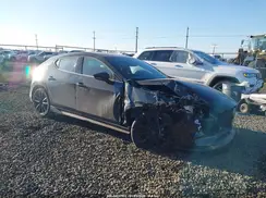JM1BPAMM6S1767291 2025 MAZDA 3
