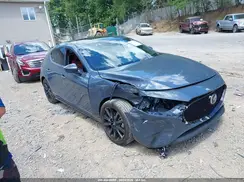 JM1BPAMM6S1779926 2025 MAZDA 3