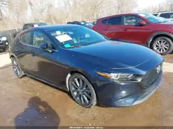 JM1BPAMM8K1111223 2019 MAZDA 3