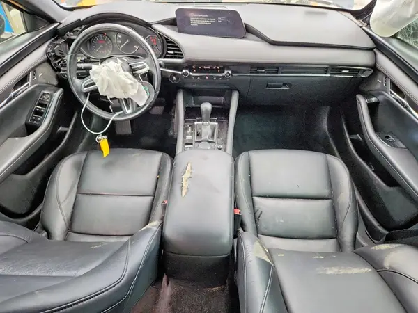 JM1BPAMM8K1143587 2019 MAZDA 3 - Image 8