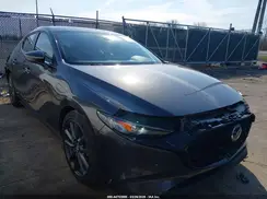 JM1BPAMMXK1132025 2019 MAZDA 3