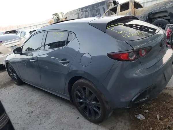 JM1BPANM0K1133604 2019 MAZDA 3 - Image 2