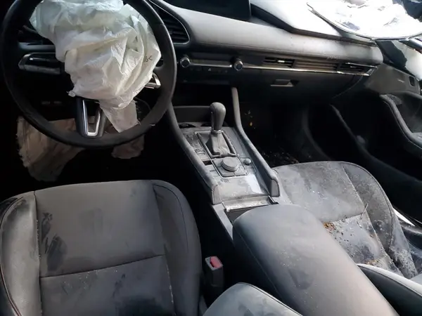 JM1BPANM0K1133604 2019 MAZDA 3 - Image 8