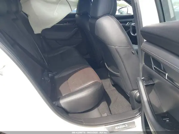 JM1BPANM0K1138852 2019 MAZDA 3 - Image 8