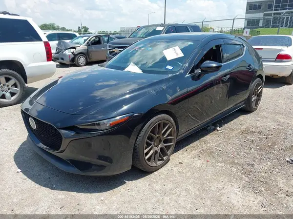 JM1BPANM0K1139175 2019 MAZDA 3 - Image 2