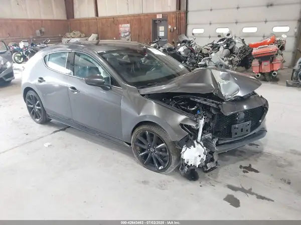 JM1BPANM9K1140325 2019 MAZDA 3 - Image 1
