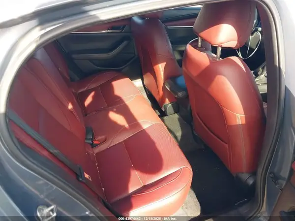 JM1BPANM9L1164920 2020 MAZDA 3 - Image 8