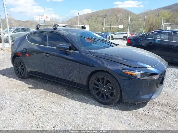 JM1BPANMXK1140768 2019 MAZDA 3 - Image 1