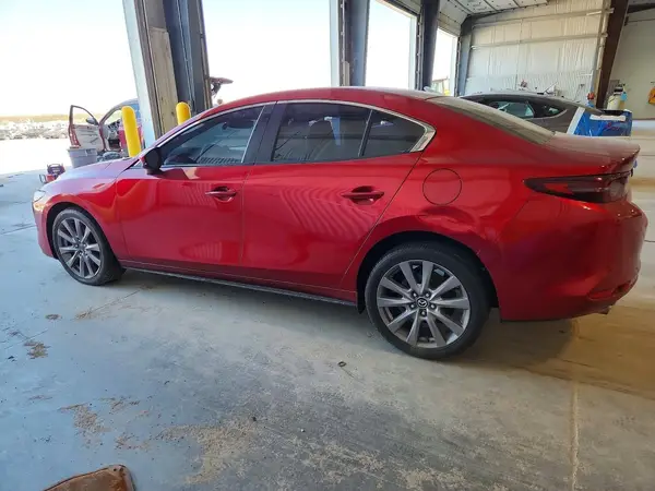 JM1BPBAM1K1118010 2019 MAZDA 3 - Image 2